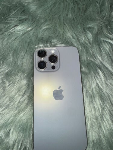 iPhone 15 pro max 256 