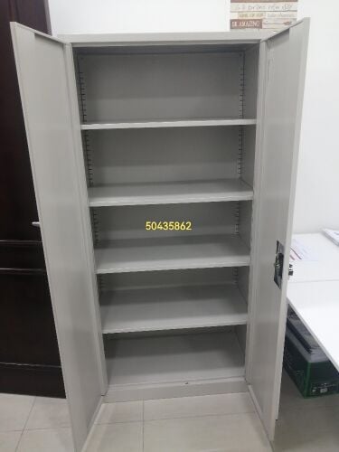 خزانة فولاذية جديدة ببابين للبيع.