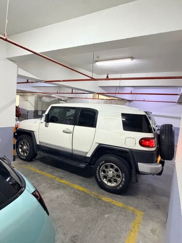 fj 2012 perfect condition.