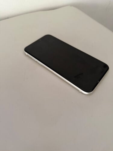 ايفون 11