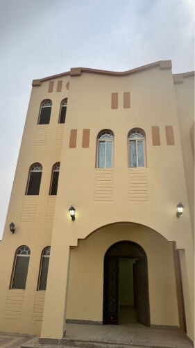 للايجار مطلوب على الاسكان 