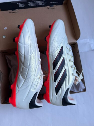 Adidas football shoes new 