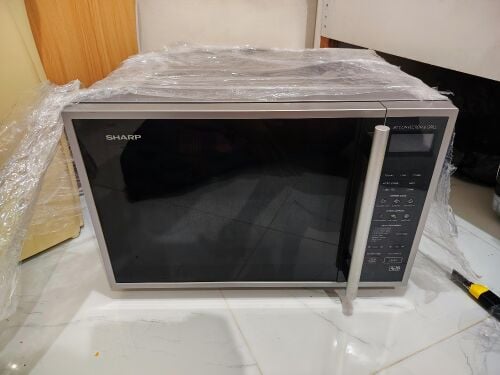Sharp 40L microwave
