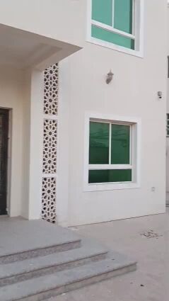 للإيجار فيلا ام قرن ممتازة جداً