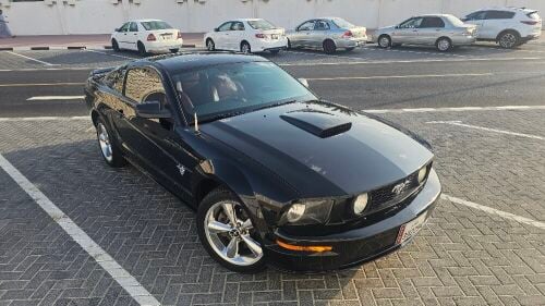 Ford Mustang 2009 GT (new istimara)