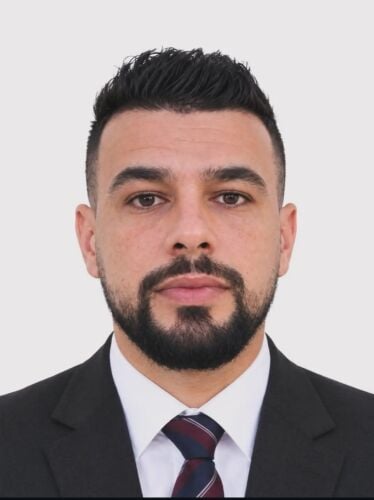 موظف إستقبال