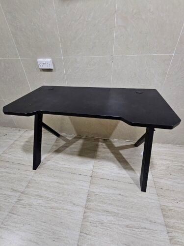 Gaming desk