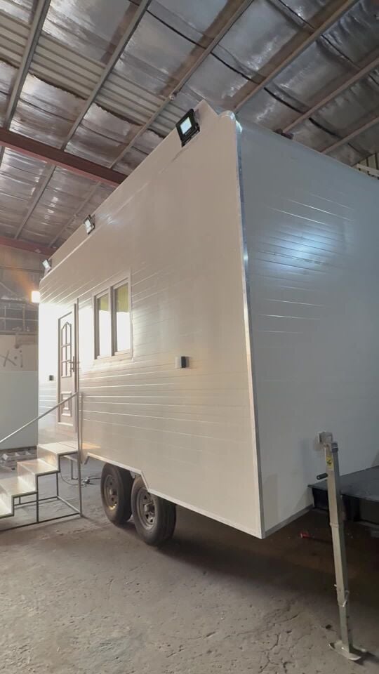 Caravan room & toilet 