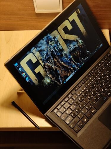 core 5 ram 4 toutch screen