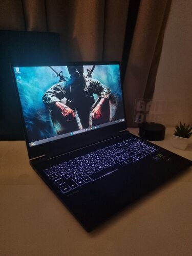 RTX 4070 GAMING LAPTOP