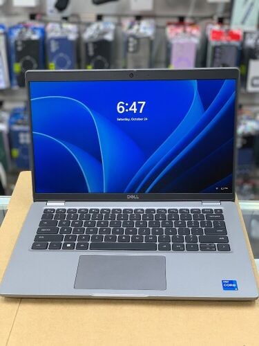 dell 12th Gen Intel Core i5-123