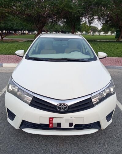 TOYOTA  COROLA  2015