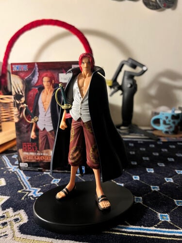 ONE PIECE – SHANKS FIGURE 