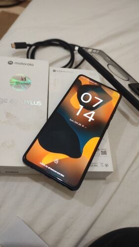 motorola edge 60 stylish