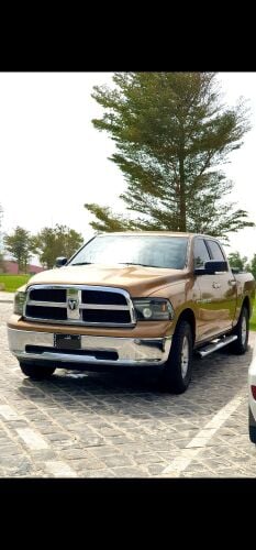 DODGE RAM 1500 SLT
