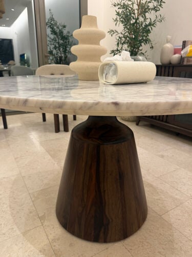 طاولة طعام 