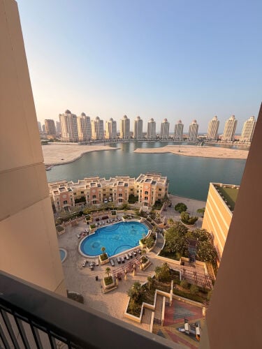Apartment for Rent in The Pearl