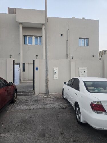 اجار شقه ارضيه الريان تحت الصيانه