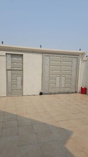 نقوم بجميع الحدادة ترتيب وتركيب ا