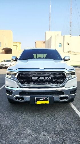 RAM1500 limited 4x4 2022pearl white