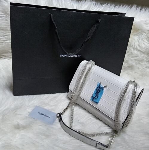 سان لوران شنطة