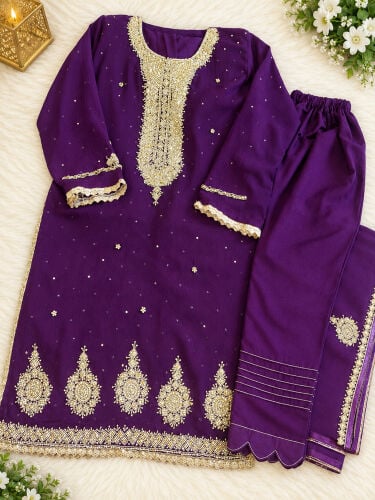 Pakistani lady dress 