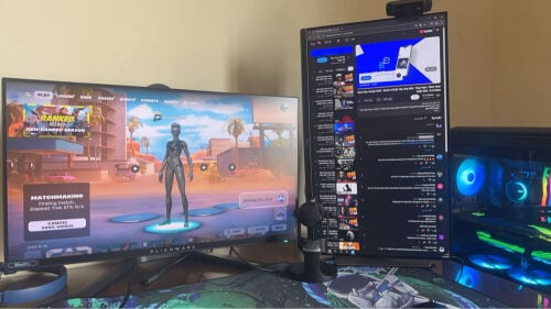 display alien wear 360
