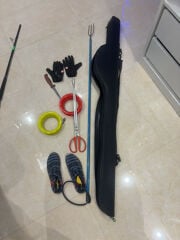 fishing bag with items(no rod)