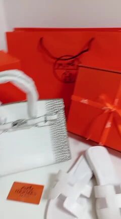 طقم شنطه مع نعال نسائي