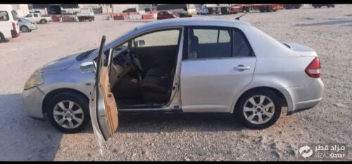 Nissan Tida