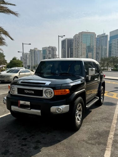 FJ CRUISER SUPER CLEAN CONDITION 