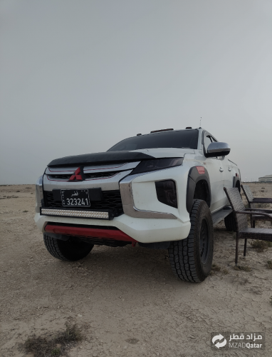 Mitsubishi pickup