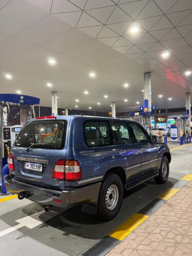 land cruisers 