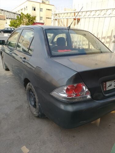 سياره لانسر