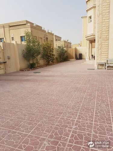 للبيع فيلا بالغرافة من المالك